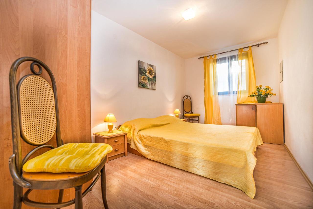 Apartments Marija 821 Pula Ngoại thất bức ảnh