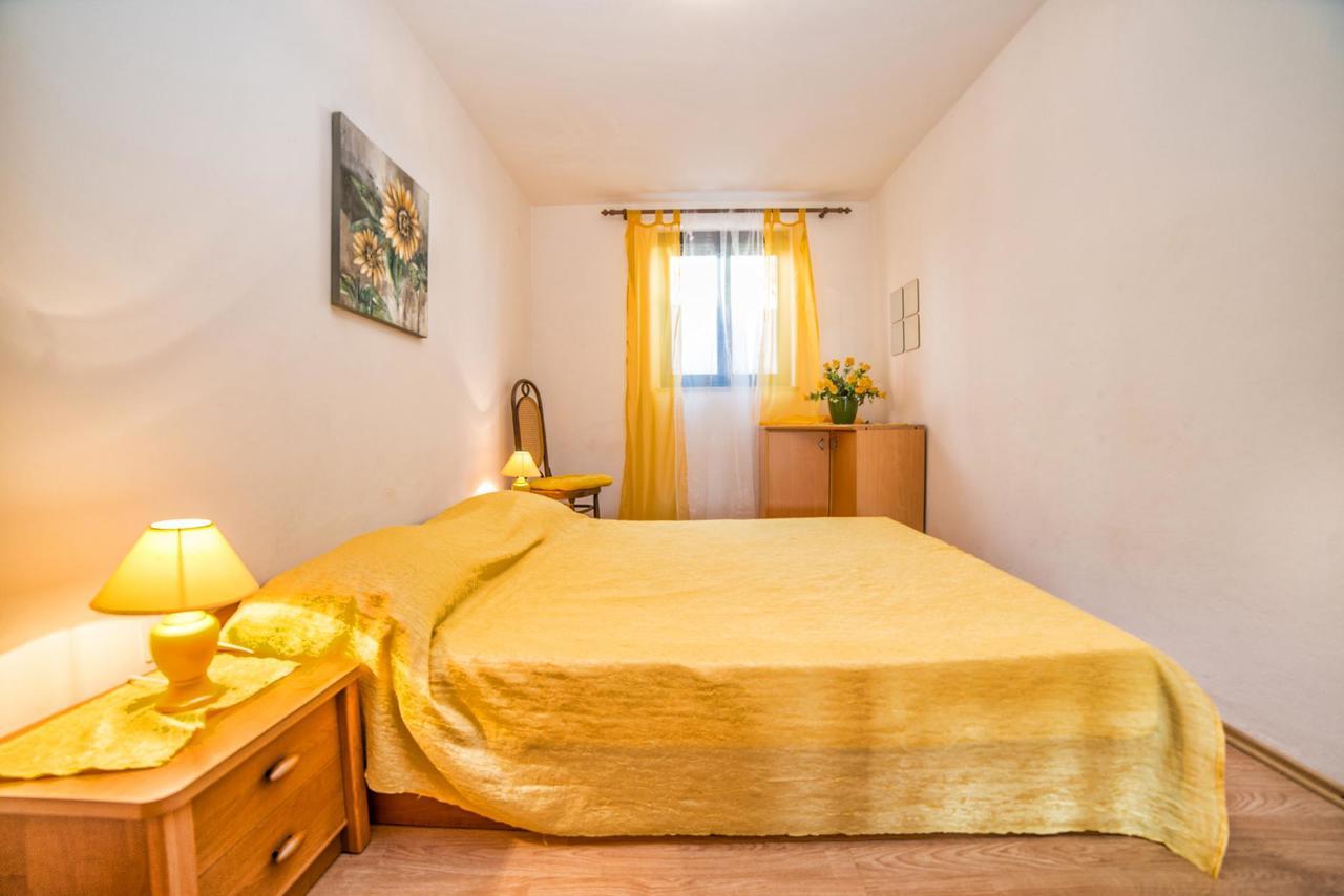 Apartments Marija 821 Pula Ngoại thất bức ảnh